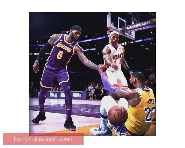 聚焦洛杉矶快船队球员名单解析新赛季阵容实力与潜力全面深度前瞻